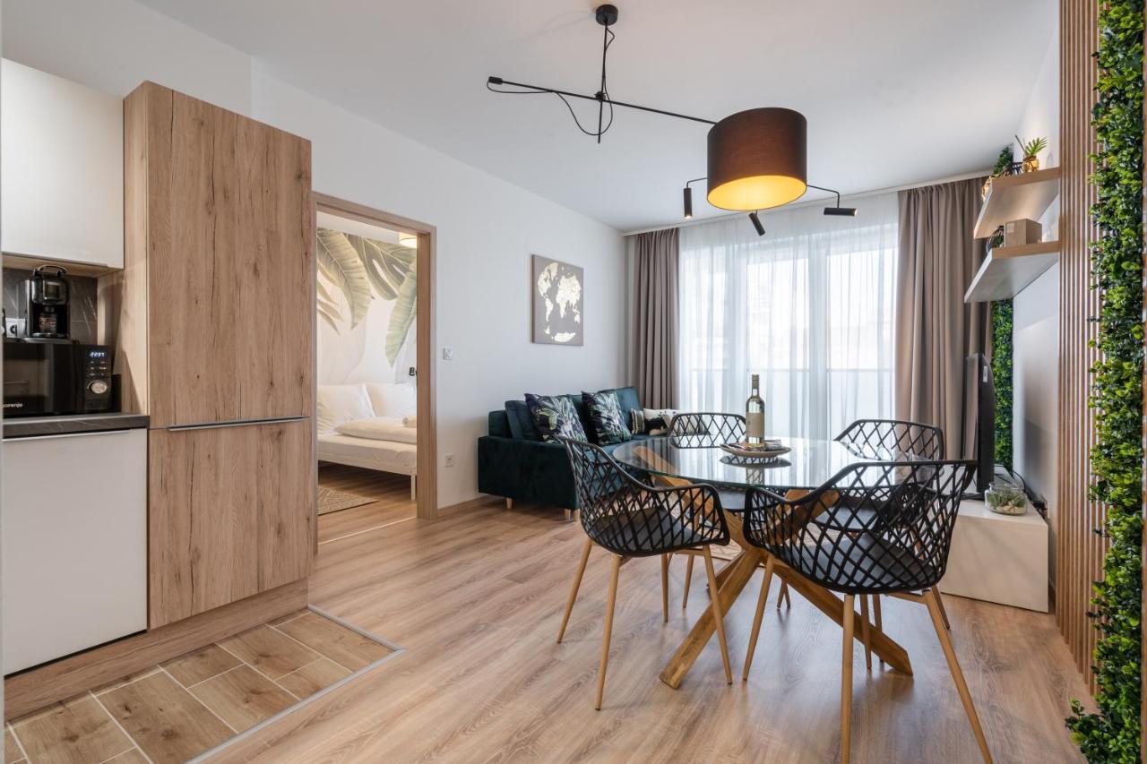 Westside River Apartment Budapest Exterior photo